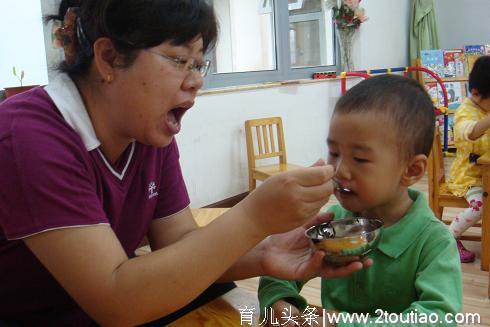 儿科医生提醒：孩子缺锌身上有这些表现，粗心的家长别再无视了