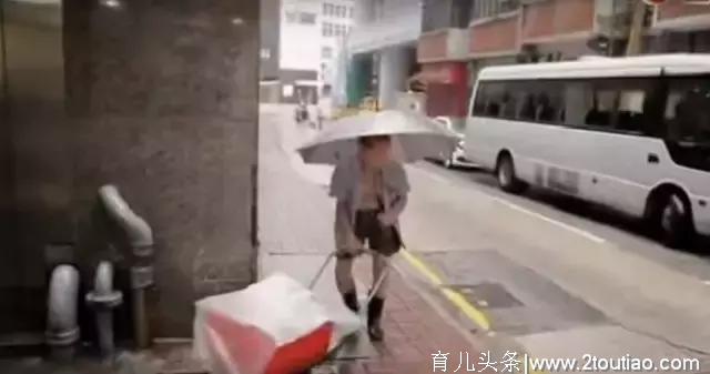 香港人为什么对一碗简简单单的车仔面情有独钟？
