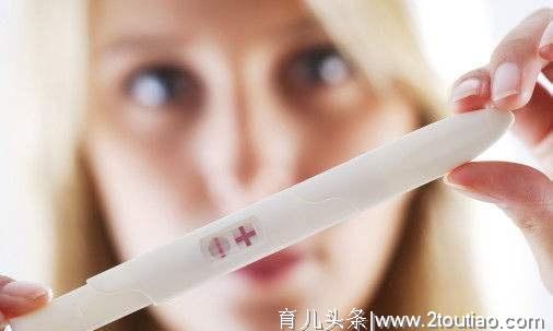 女人若成功怀孕，过多久会出现早孕反应？不妨到这个时间再看！