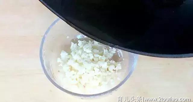 金针菇蒸花甲，鲜美的不可挑剔