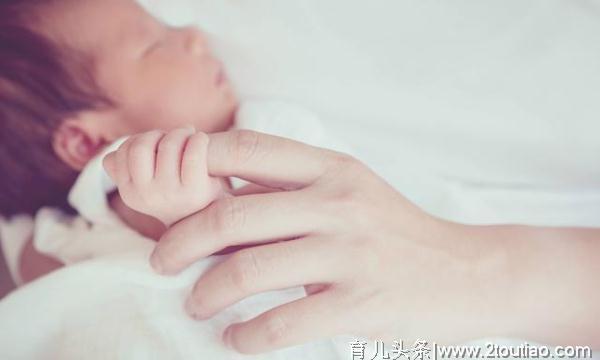 如何护理新生宝宝？新手爸妈一定要了解的7件事