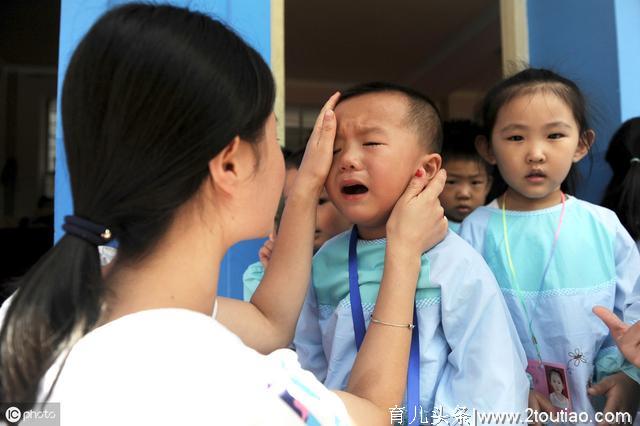 孩子上幼儿园一直哭，是缺乏安全感吗？