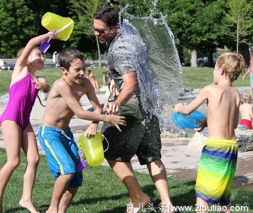 孩子晚一年上幼儿园怎么样？过早送去幼儿园，不一定就是好事