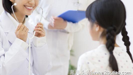 8岁女孩开始猛长个儿，但医生预言最终难超1米5，元凶家中很常见