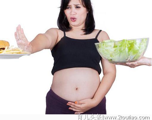 从怀孕到出生，胎儿体重若在这个"范围"内，暗示营养足、发育好