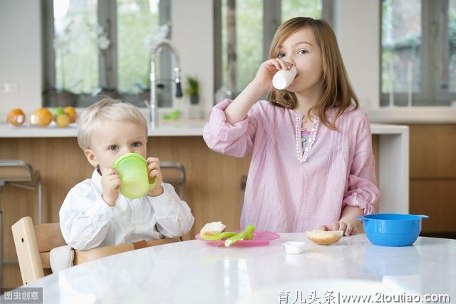 学龄前儿童的饮食均衡非常重要，父母应该合理安排孩子的饮食