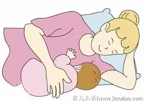 坚持母乳喂养的宝妈们，产后第一年遇到的几种罪，让人锥心