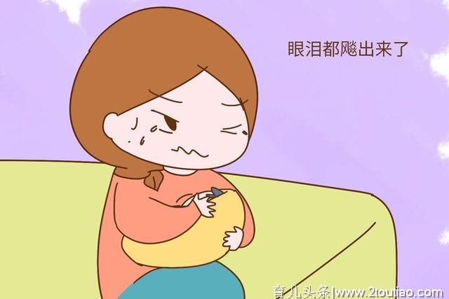 坚持母乳喂养的宝妈们，产后第一年遇到的几种罪，让人锥心