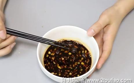 饭店的凉拌黄瓜为什么好吃？老厨师教我独门秘方，酸辣爽口更入味