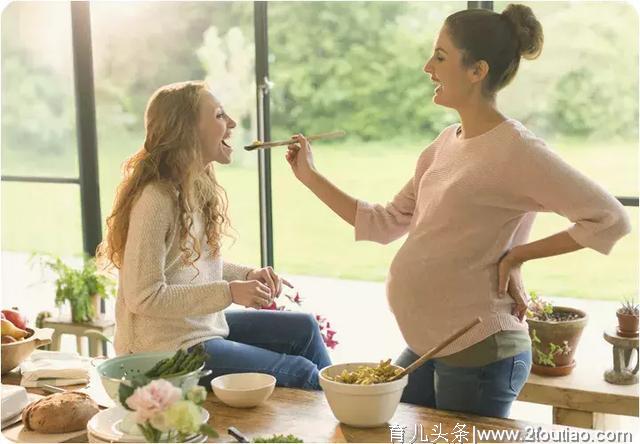 美赞臣孕妈妈读本：女神节，准备这些孕期补血食物养好自己和宝宝