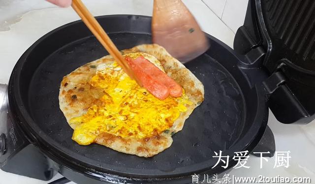 早餐饼新吃法，做法比鸡蛋灌饼简单，比葱油饼还好吃，越吃越过瘾