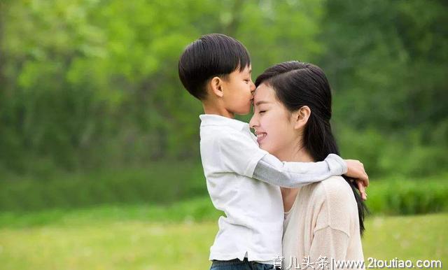 为什么孩子在幼儿园都听老师的，在家却不听父母的？原来是这样！