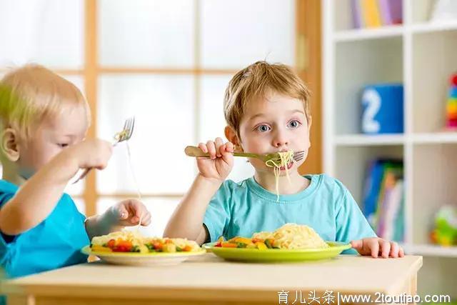 别再说儿童食物越贵越好了，水太深！学会这4招平价也能买到好物