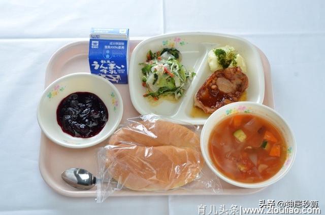 通过配餐学习"饮食教育"的日本的儿童们