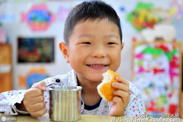 孩子外面吃零食不放心？这5款小零食在家就能做，营养又健康