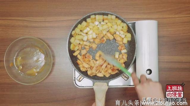 土豆这样做实在太好吃了，原滋原味的简单方法，每次做吃不够