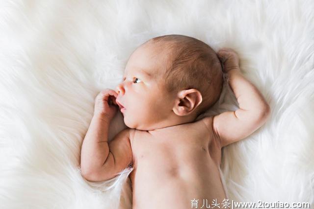 哺乳期吃这几种食物更容易出奶，好妈妈坚持母乳喂养！