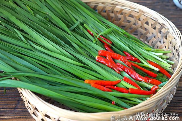 春分时节，这菜3块钱1斤，腌一腌，比炒鸡蛋更下饭，佐粥更香