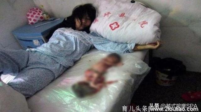 22岁产妇顺产8斤胖小子, 一直喊冷, 护士掀开被子, 尖叫一声