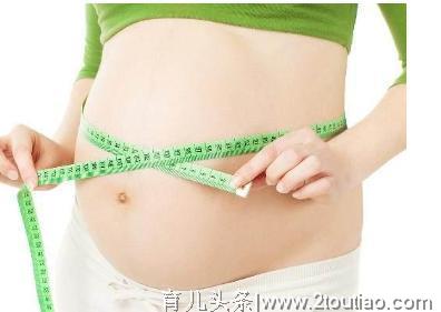 孕期出现3个症状，说明胎儿营养不良了，孕妈别大意