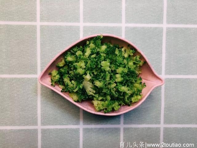 缺铁可能影响宝宝智力发育！这道辅食妈妈们可以经常做