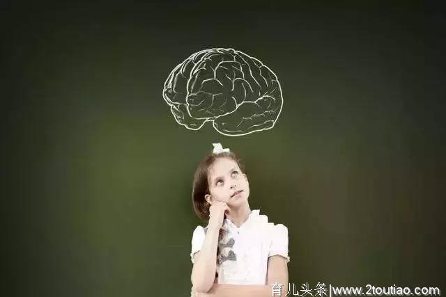 左撇子的孩子不好，一定要纠正？医生和你说实话