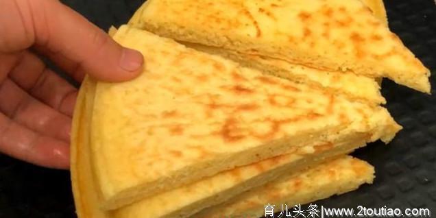 电饼铛烙饼总是发硬？原来错在这儿，厨娘教你诀窍，7天都不会硬