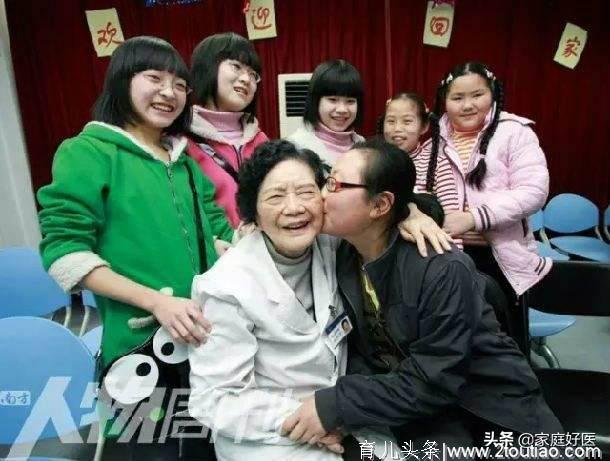 中国首例试管婴儿当妈 成功分娩诞下一名健康婴儿