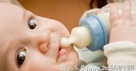 母乳喂养就是塞奶头这么简单？新手妈妈莫要太傻太天真！