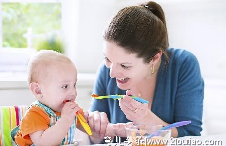 辅食吃多吃少都不好，到底该怎么吃？大有学问！