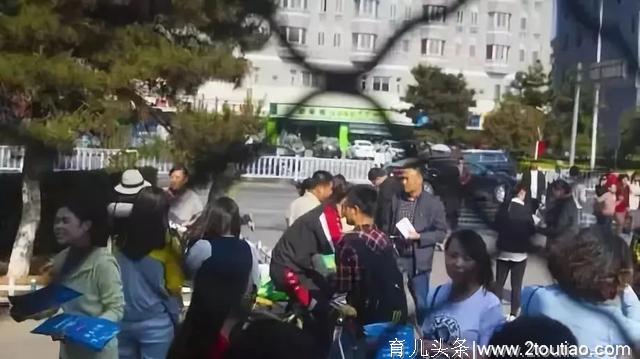 “谢谢爸妈还让我活着”学习重压下的中国孩子.让千万家长泪奔