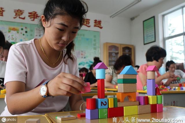 我算明白了，幼儿园小学化才是普通老百姓孩子的出路