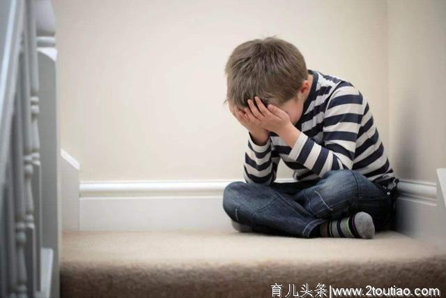 为什么家长被孩子牵着鼻子走？家长越“心软”，孩子越没出息