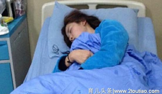 女子流产，丈夫每天炖鸡汤，不经意瞅见锅底，女子含泪报警