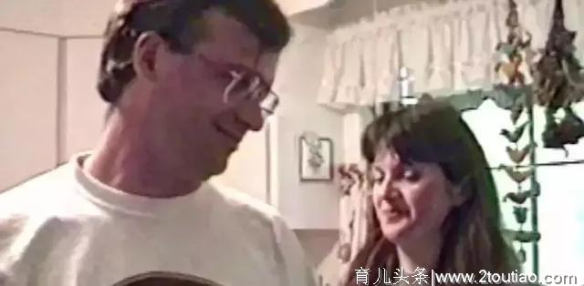 妈妈被自己吼孩子的声音吓哭：一个暴躁的母亲会毁掉3代人