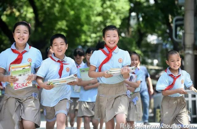 家长必读：想让老师特别关照你家孩子，家长最该做的7件事