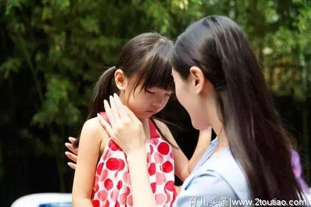 为什么你的孩子在幼儿园容易被欺负？3个原因，全部来自家长