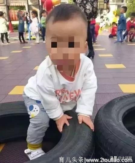 又一幼儿被陌生人抱走！警方紧急搜寻，发现抱走小孩的是一名中年男子！