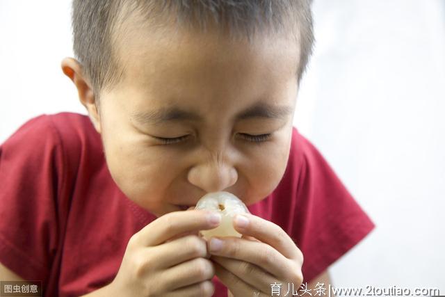 宝宝1岁前不要吃这3种水果，对孩子健康影响大，家长要牢记