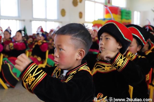 “镜头下的大凉山”①大凉山幼教点 学龄前的孩子们