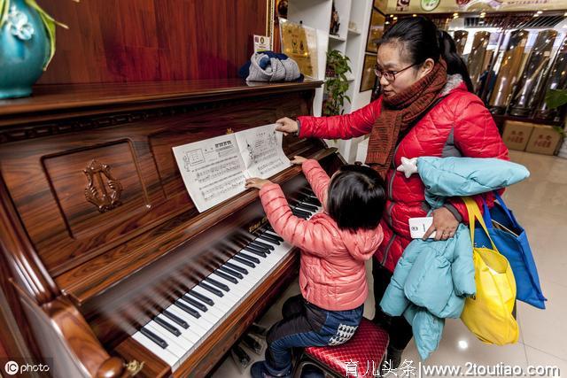 有必要给幼儿报暑假兴趣班吗？孩子适合上什么兴趣班呢