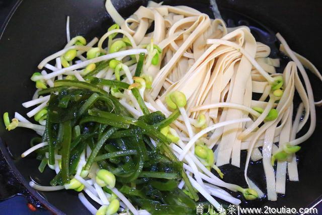 夏天，多给孩子做这早餐饼，少盐少油更健康，多吃猛长大高个