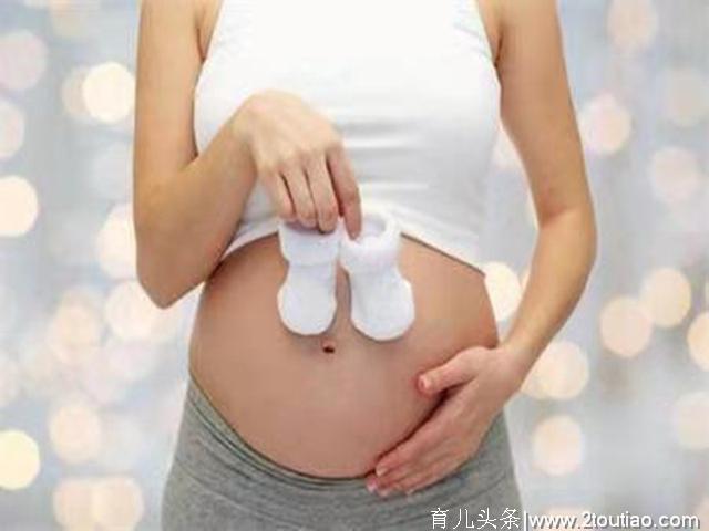 56岁高龄产妇诞下健康男婴，医生：高龄女性孕育宝宝要慎重