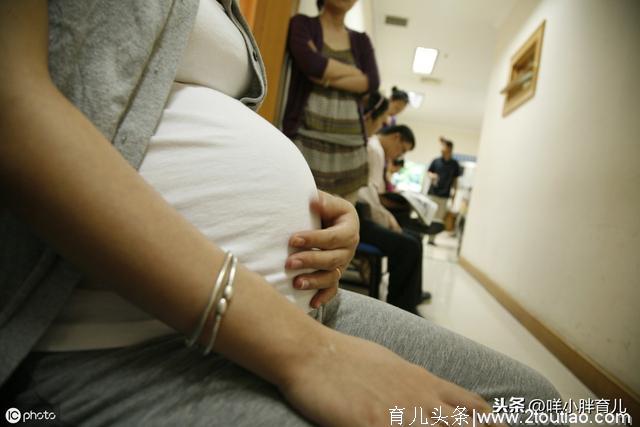 专家称22-28岁是女性最佳生育年龄，想生健康宝宝要注意三个方面