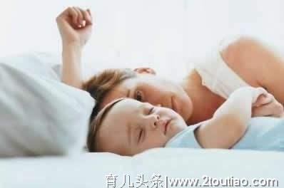 孩子想和妈妈一起睡，妈妈应该如何选择？亲子共眠需要注意什么？