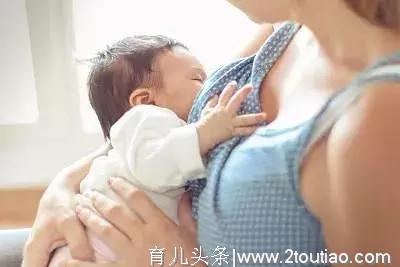 产后半年突然挤出血奶，新手妈妈查出乳癌快崩溃：会随奶水传给孩子吗？