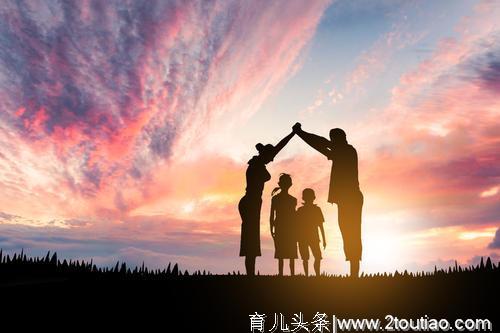 孕妈辛苦怀上二胎，听到婆婆的话，怀孕6个月的她做了“引产”