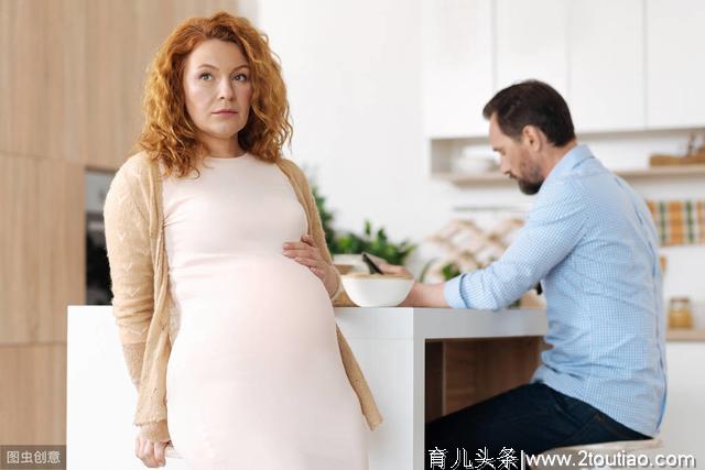 孕妇分娩不能少了丈夫的陪伴，“神助攻”帮妻子减少疼痛感