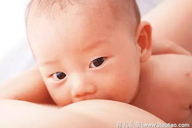 没母奶就不是好妈妈？比喝母乳更重要的三个新观念，助力快乐育儿