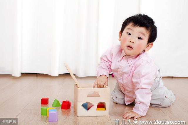 家庭必备的幼儿早教指南，0-3岁孩子最需要，在家就能做